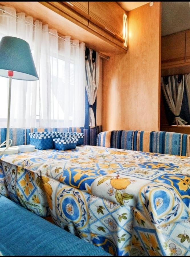 Love In The Camper Firenze Eksteriør billede